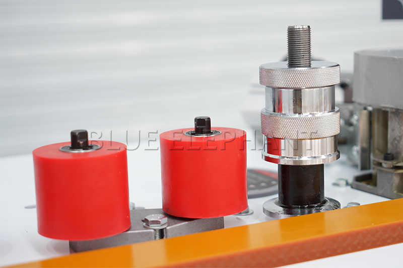 曲直線封邊機、